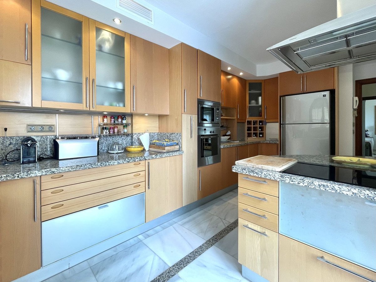 6 Bed Detached Villa in Campo Mijas