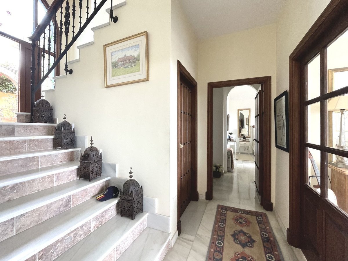 6 Bed Detached Villa in Campo Mijas