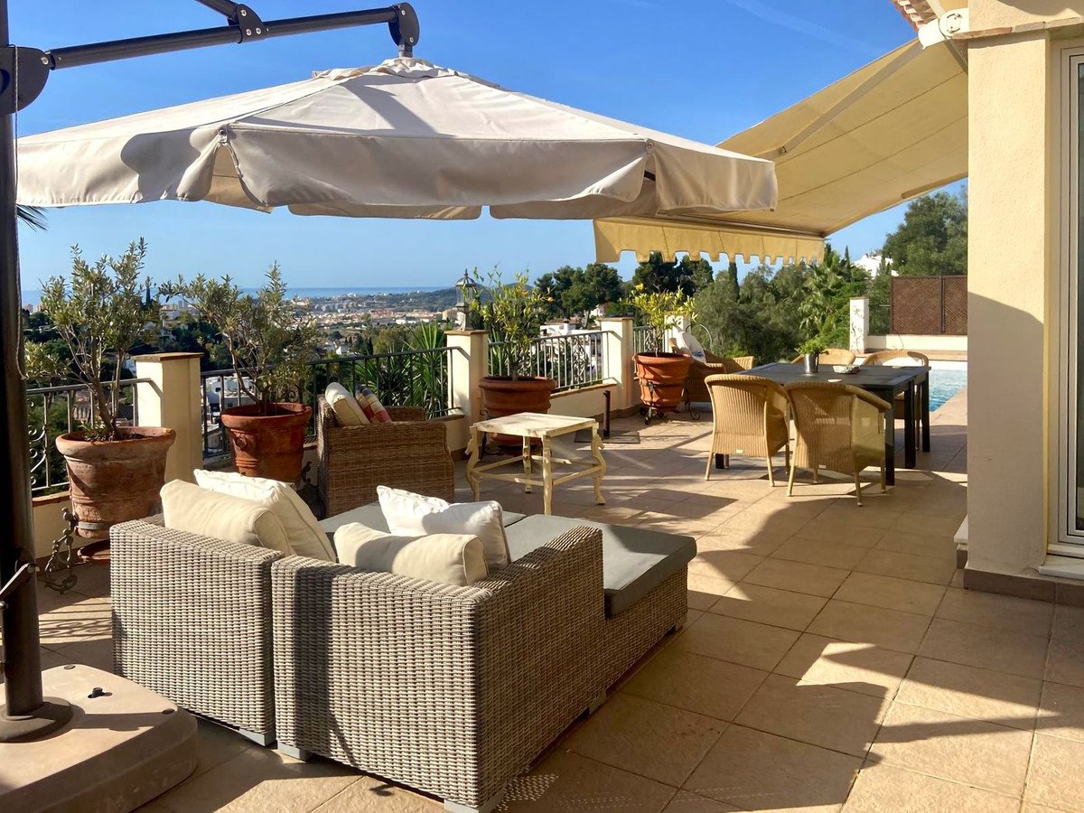 6 Bed Detached Villa in Campo Mijas