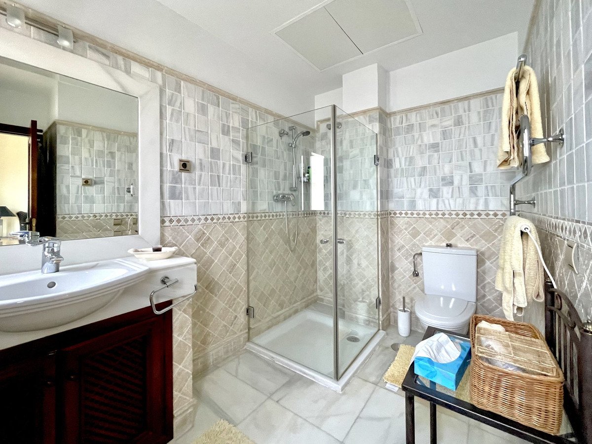 6 Bed Detached Villa in Campo Mijas