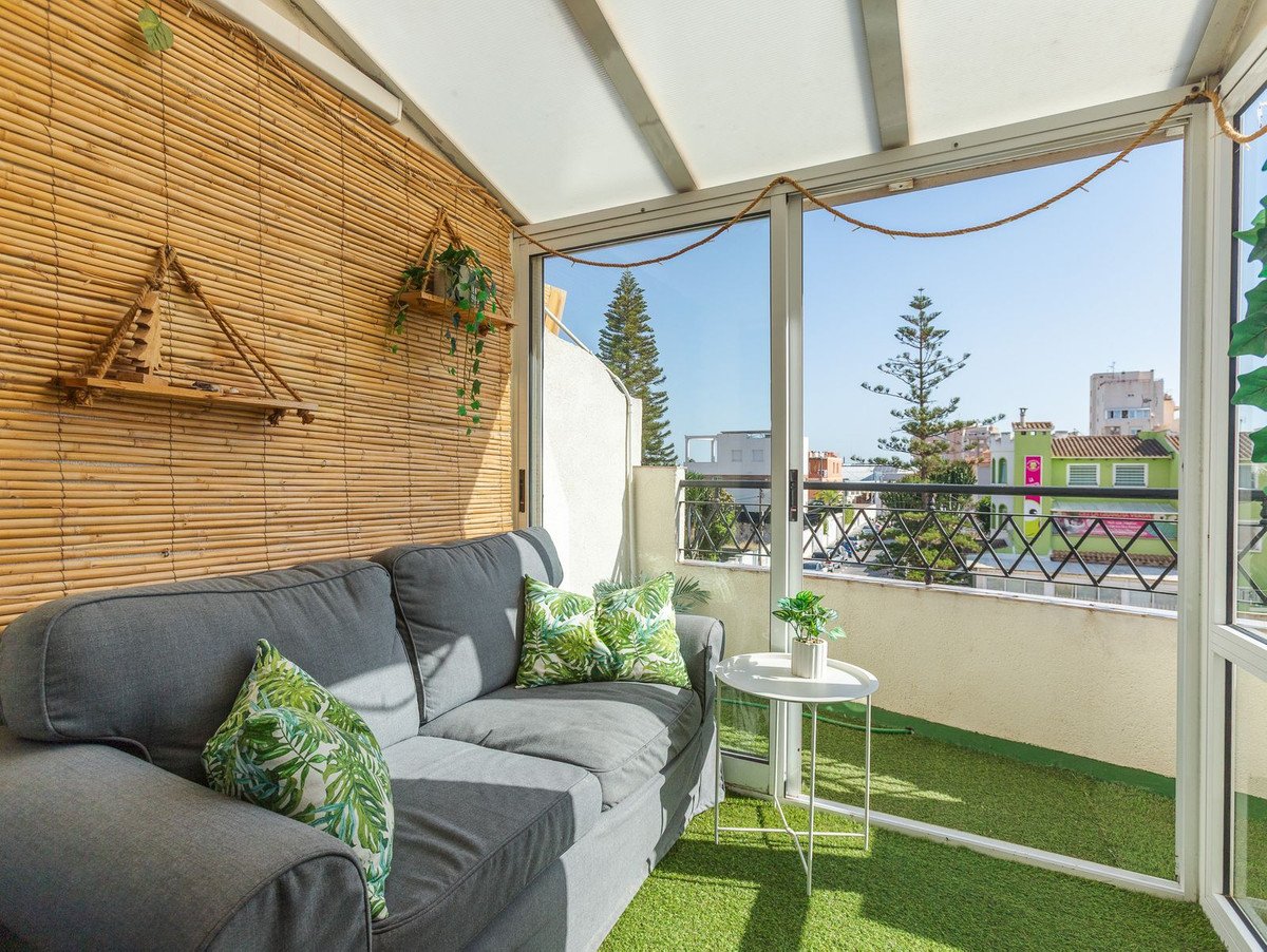 2 Bed Top Floor Apartment in Torrevieja