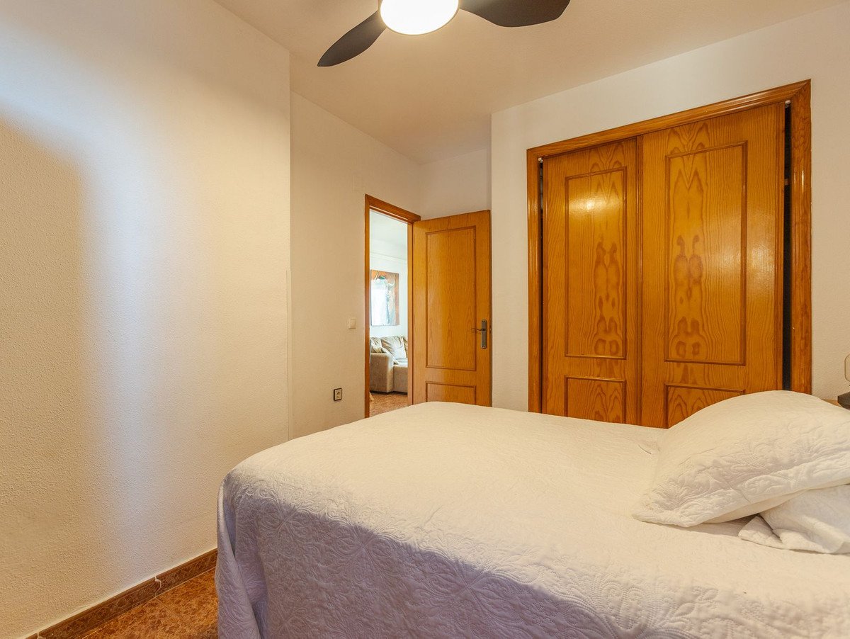 2 Bed Top Floor Apartment in Torrevieja