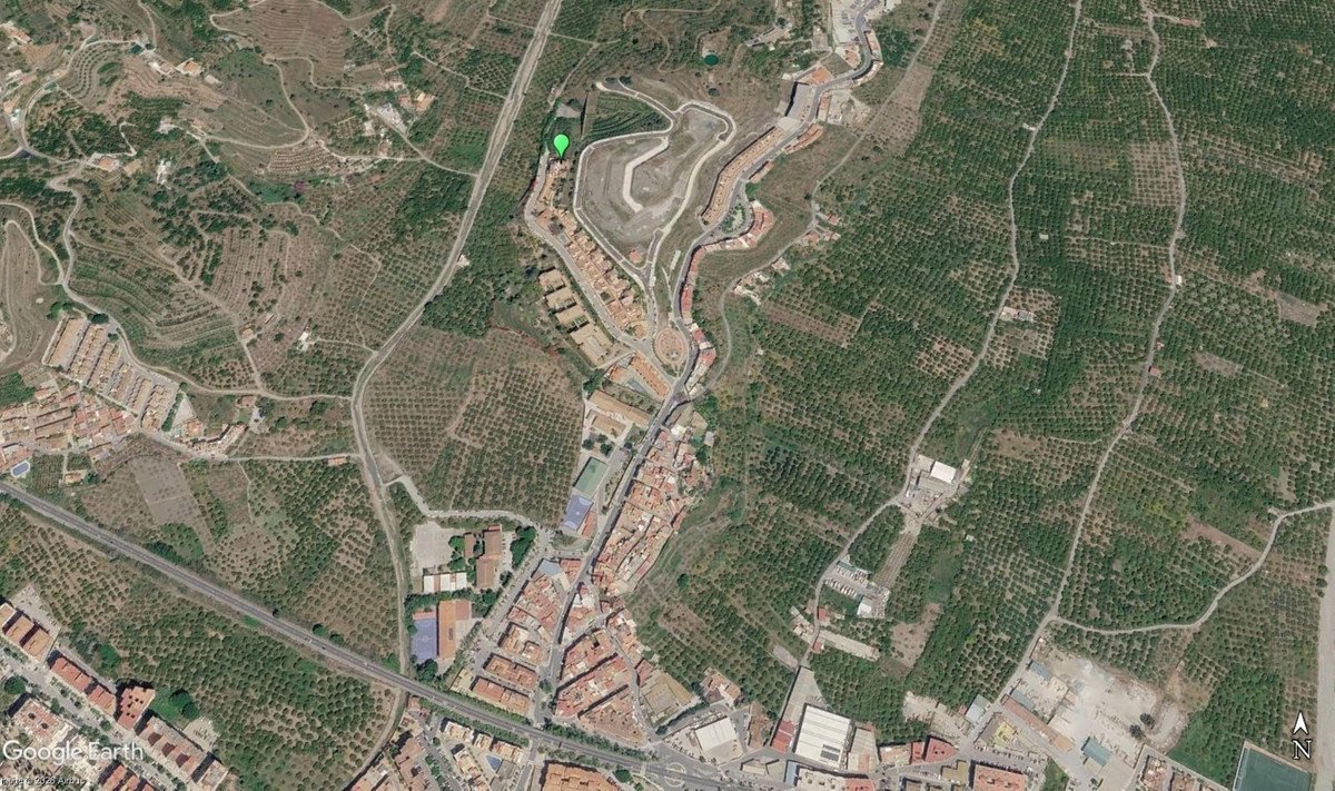 2 Bed Top Floor Apartment in Almuñecar