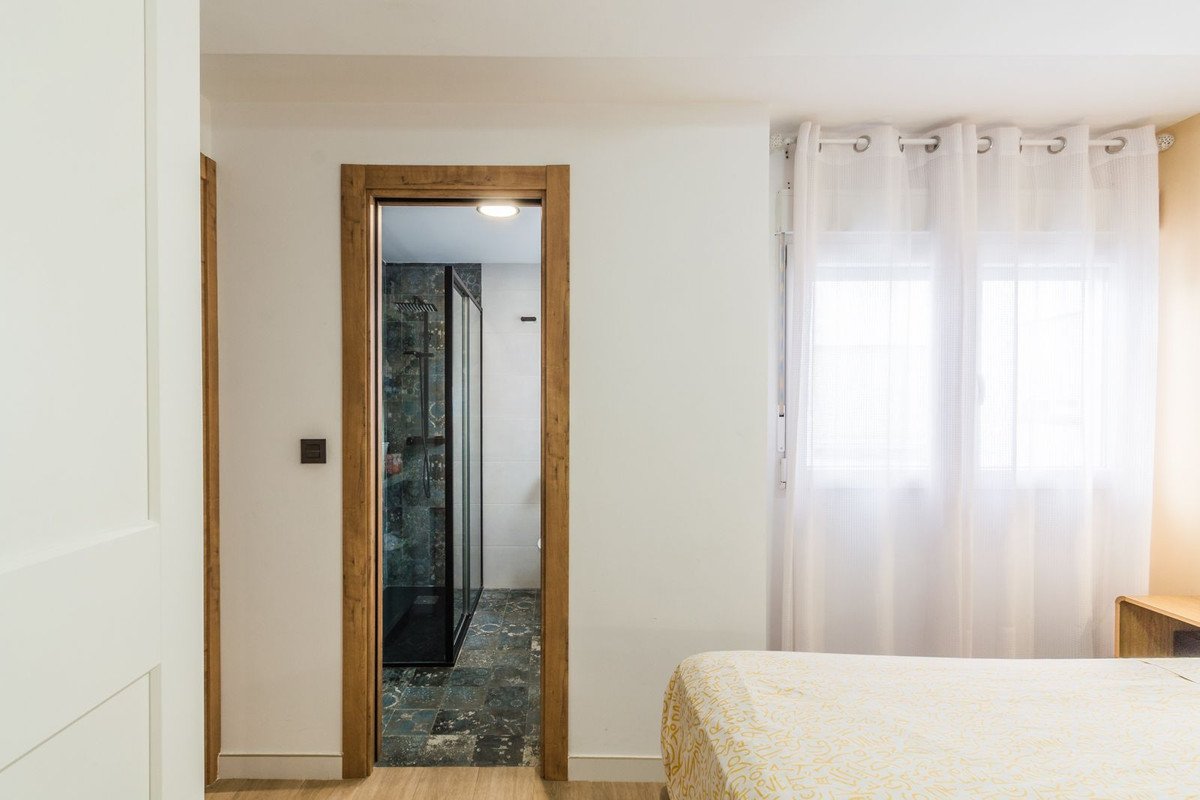 2 Bed Top Floor Apartment in Almuñecar