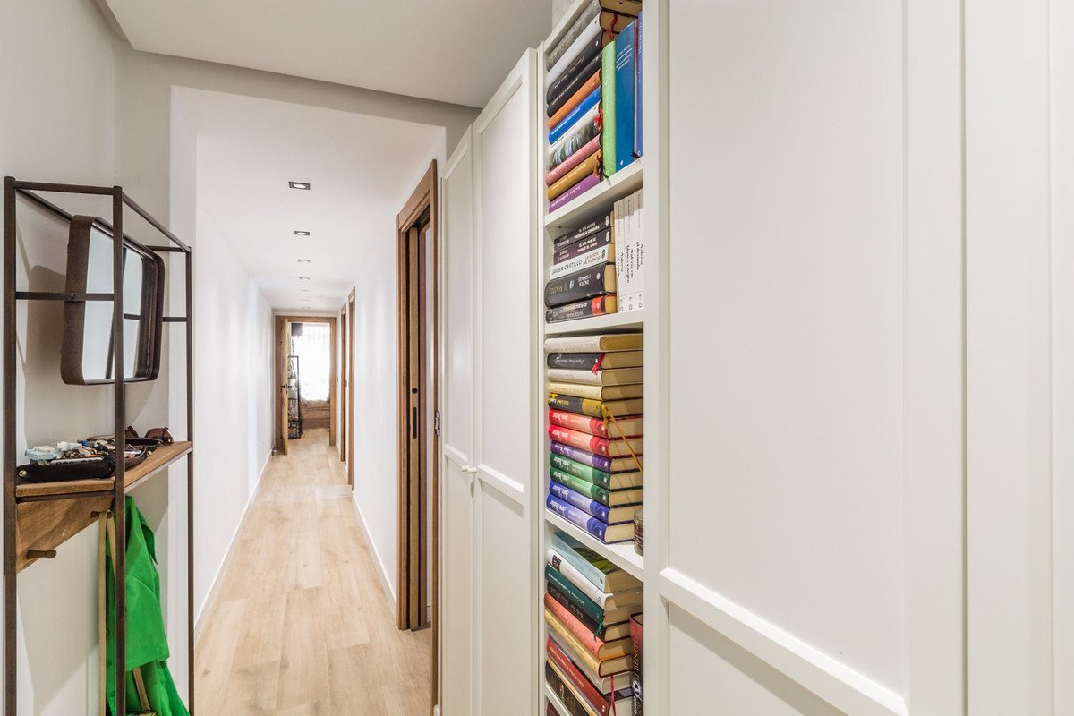 2 Bed Top Floor Apartment in Almuñecar