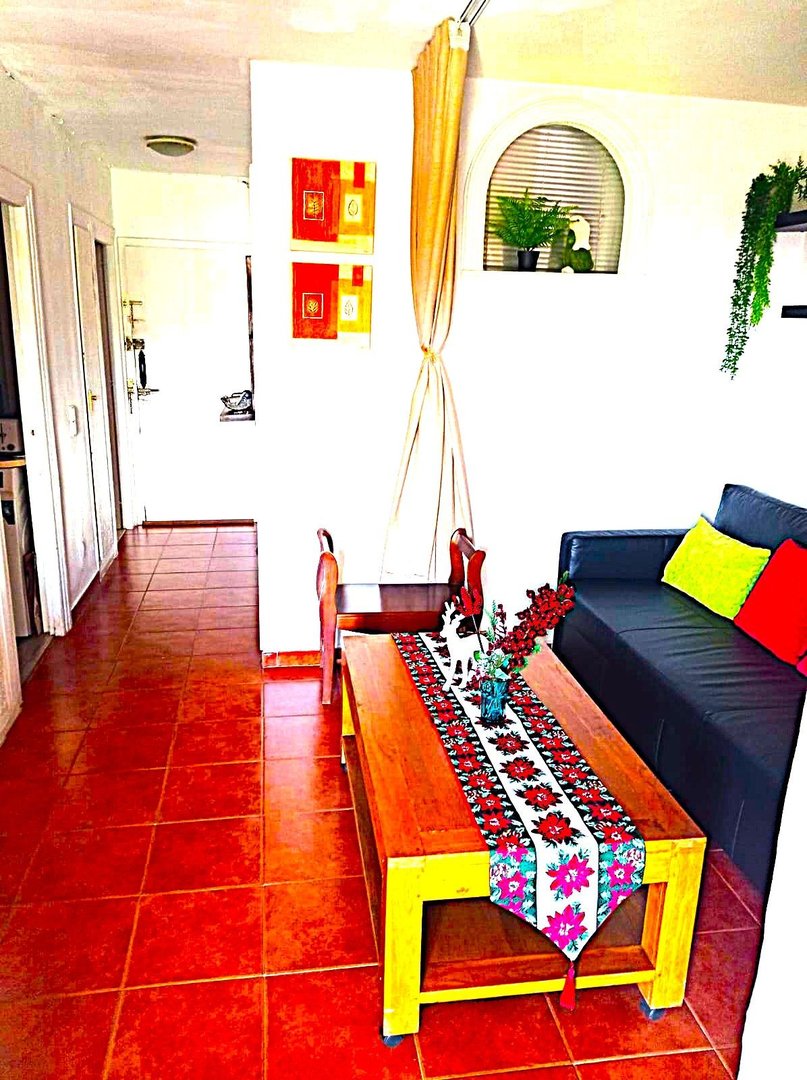 2 Bed Middle Floor Apartment in Marbella