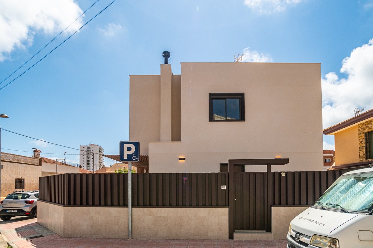 3 Bed Detached Villa in Santiago de la Ribera