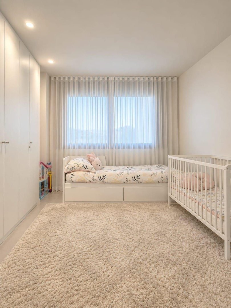 3 Bed Middle Floor Apartment in Selwo