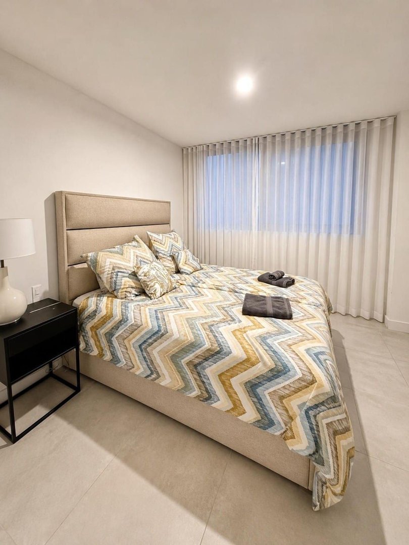 3 Bed Middle Floor Apartment in Selwo