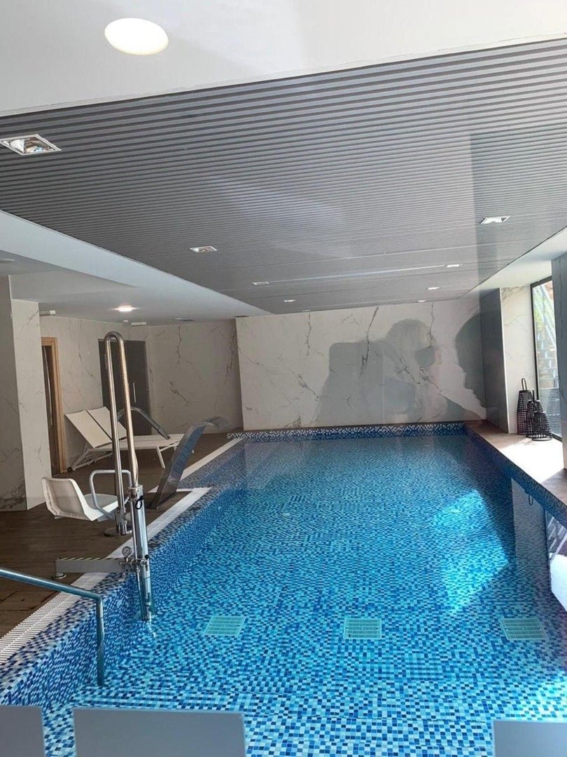 3 Bed Middle Floor Apartment in Selwo