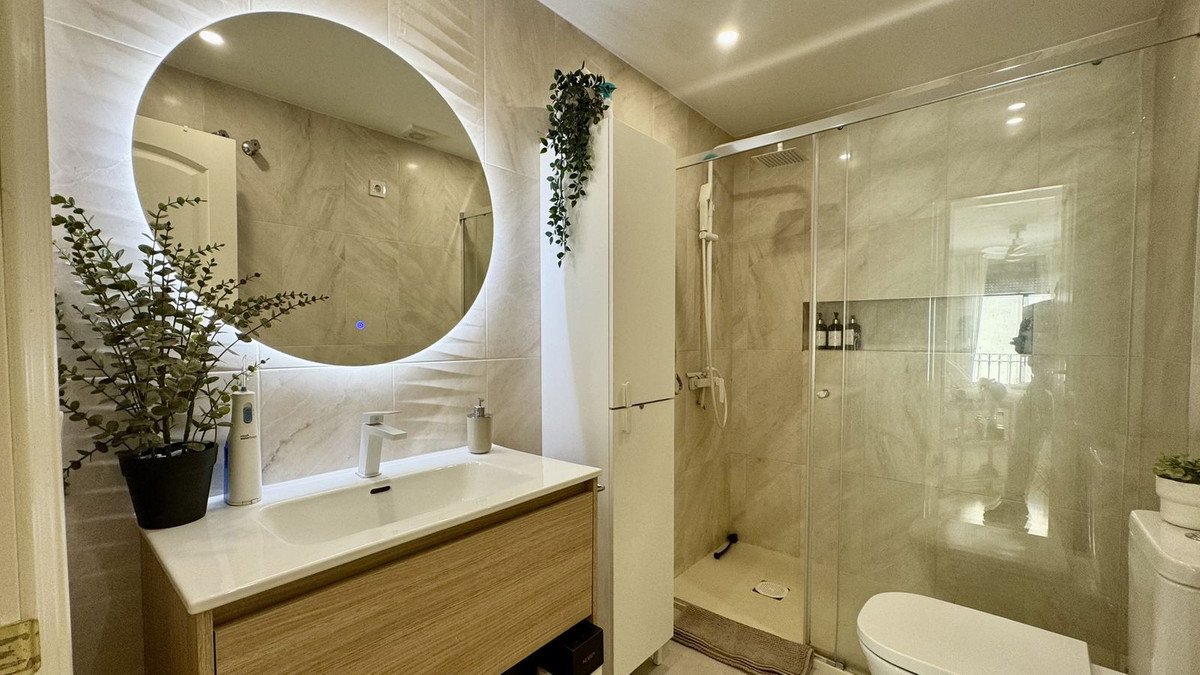 4 Bed Semi-Detached House in Arroyo de la Miel
