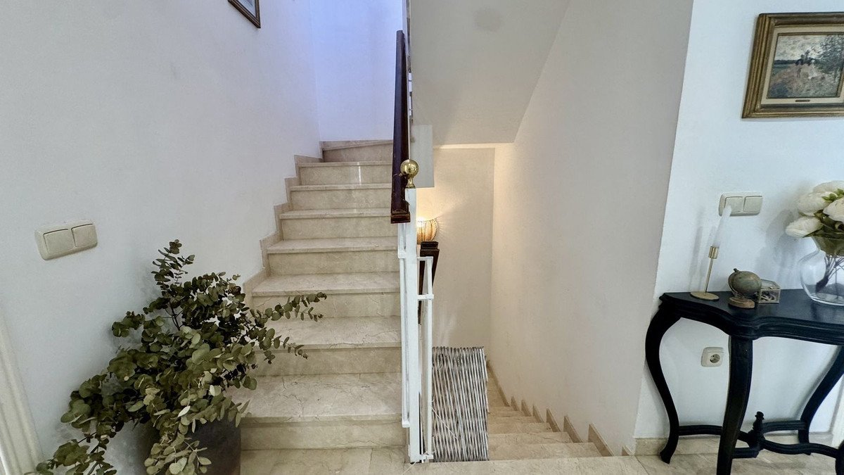 4 Bed Semi-Detached House in Arroyo de la Miel