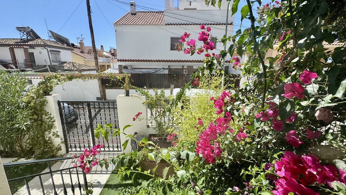 4 Bed Semi-Detached House in Arroyo de la Miel