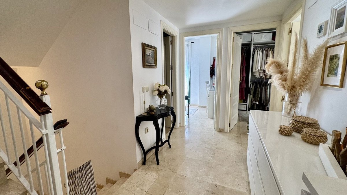 4 Bed Semi-Detached House in Arroyo de la Miel