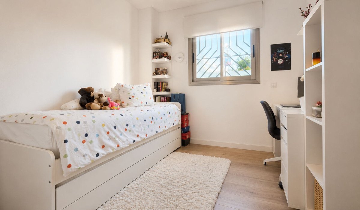 4 Bed Ground Floor Apartment in Torremolinos