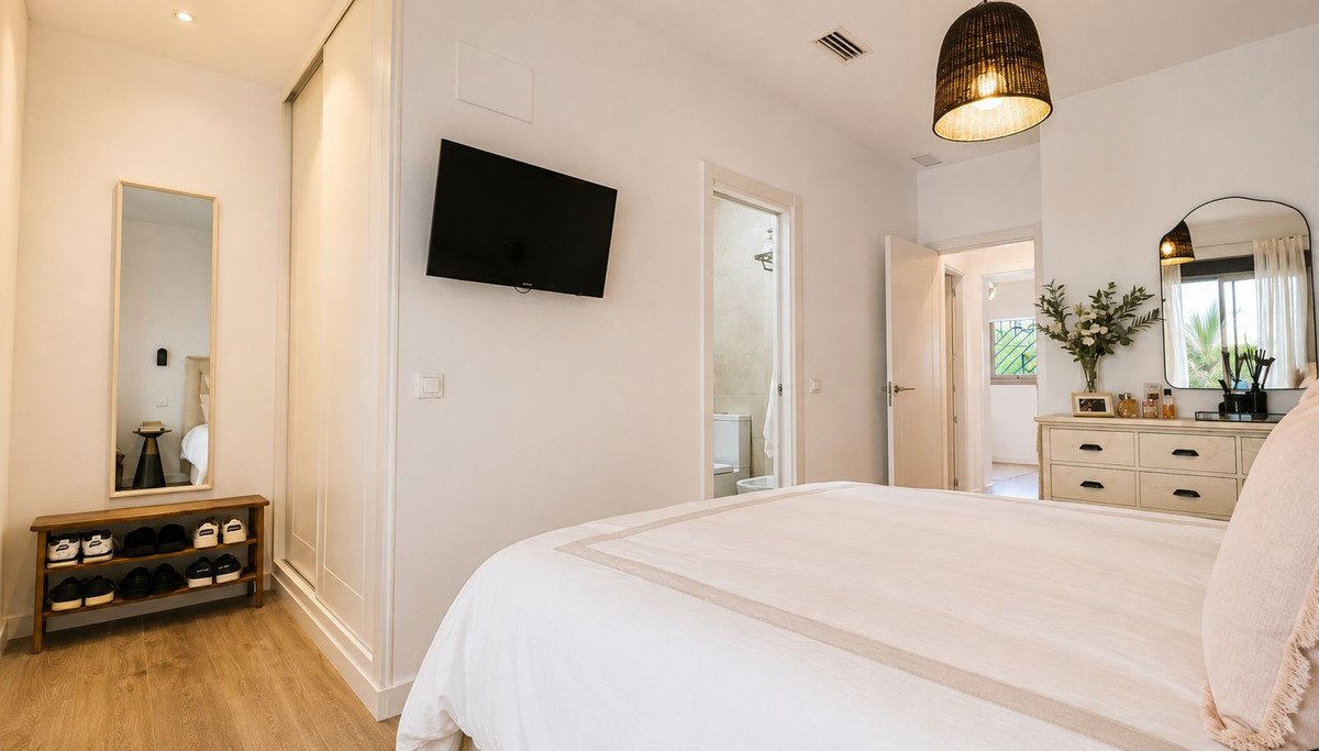 4 Bed Ground Floor Apartment in Torremolinos