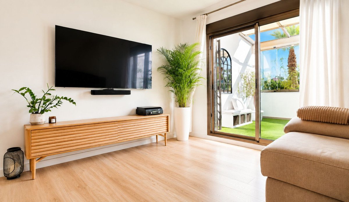 4 Bed Ground Floor Apartment in Torremolinos