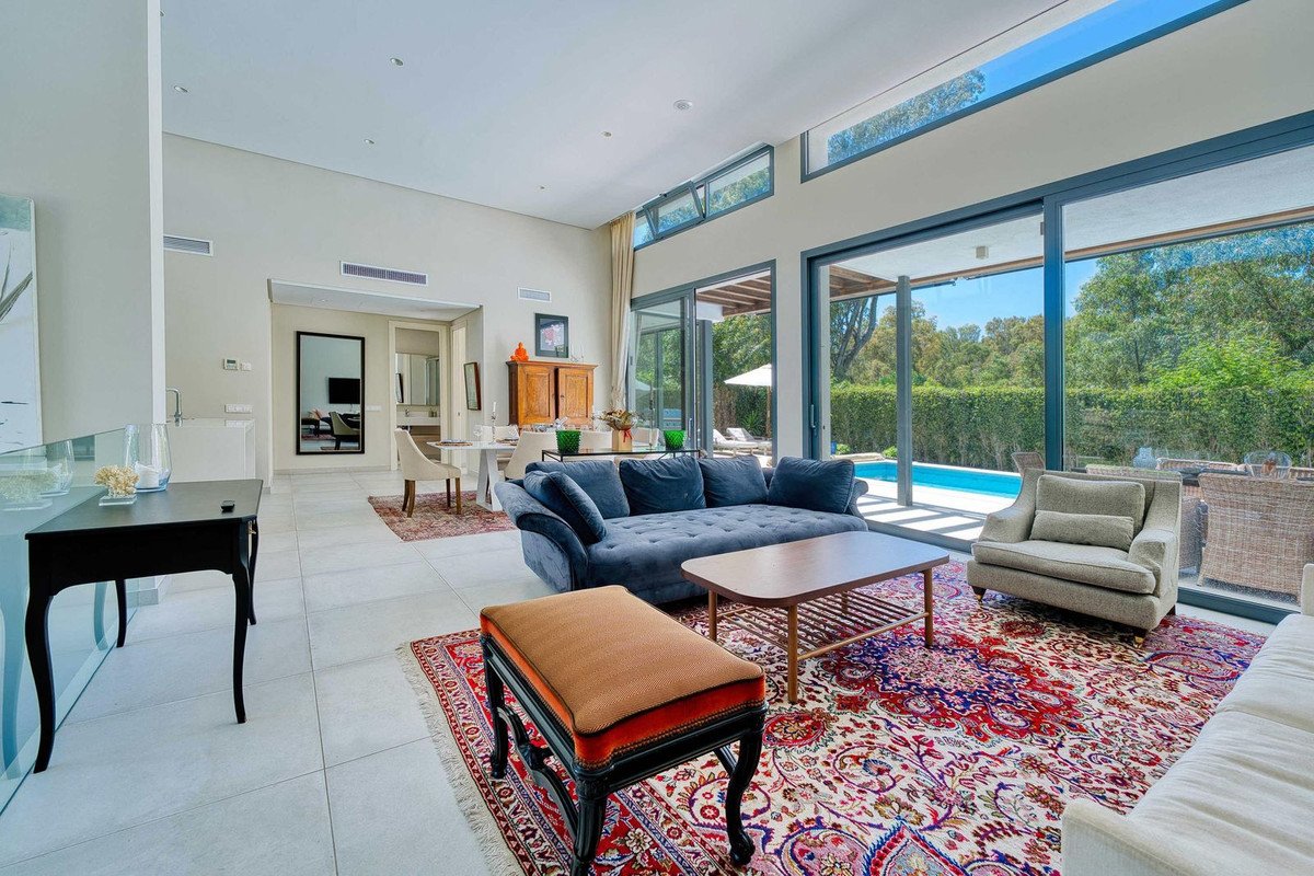 4 Bed Detached Villa in Atalaya