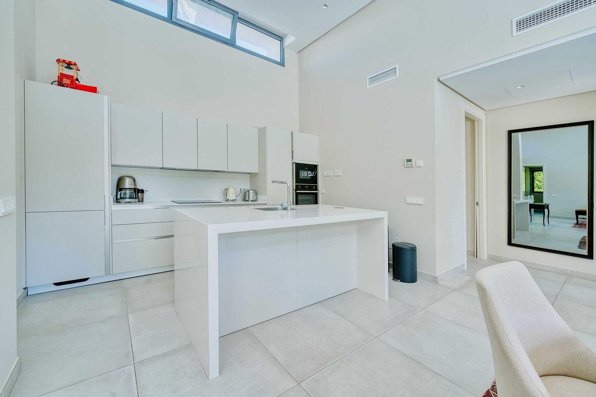 4 Bed Detached Villa in Atalaya