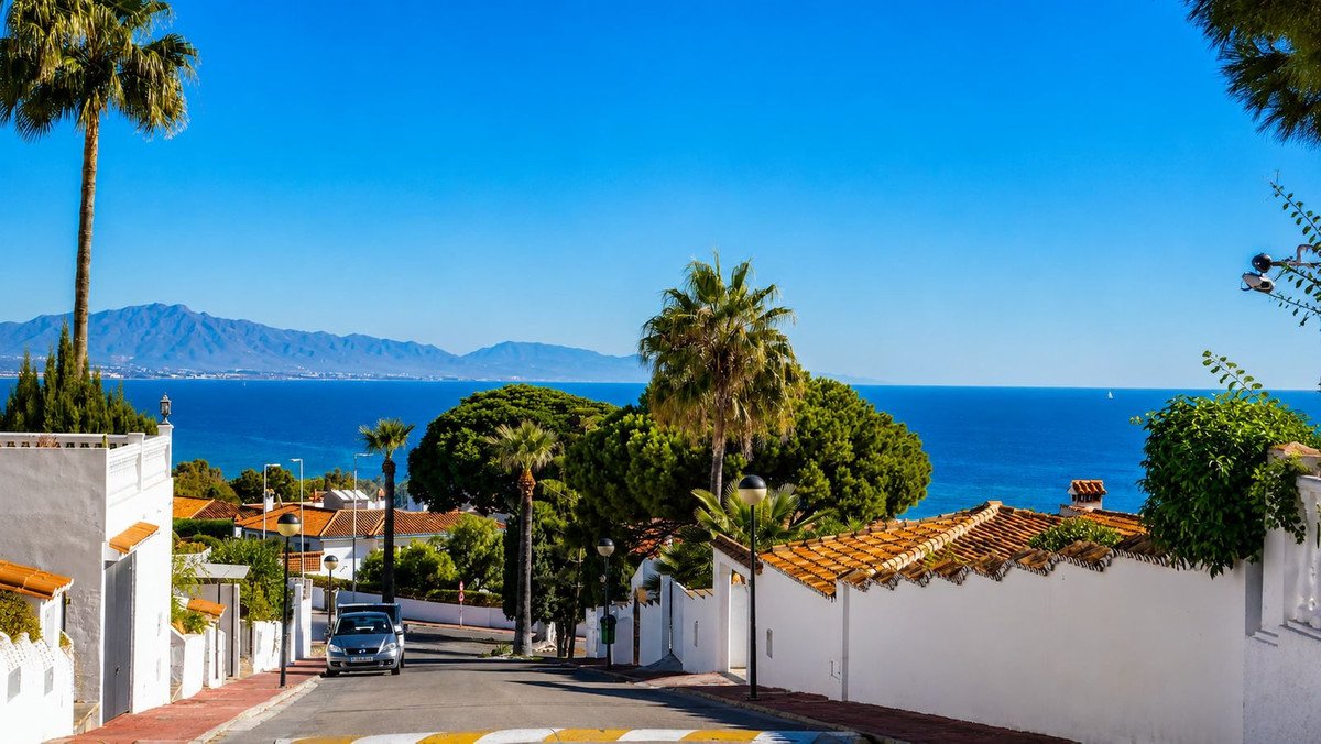 2 Bed Ground Floor Apartment in Manilva