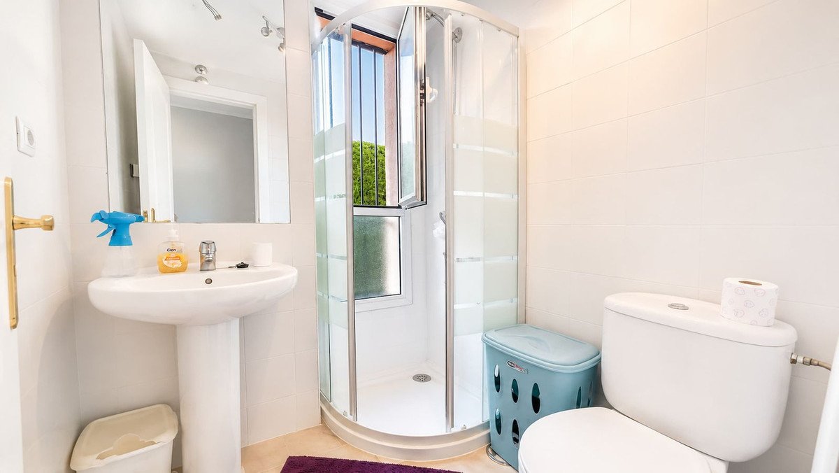 2 Bed Ground Floor Apartment in Manilva