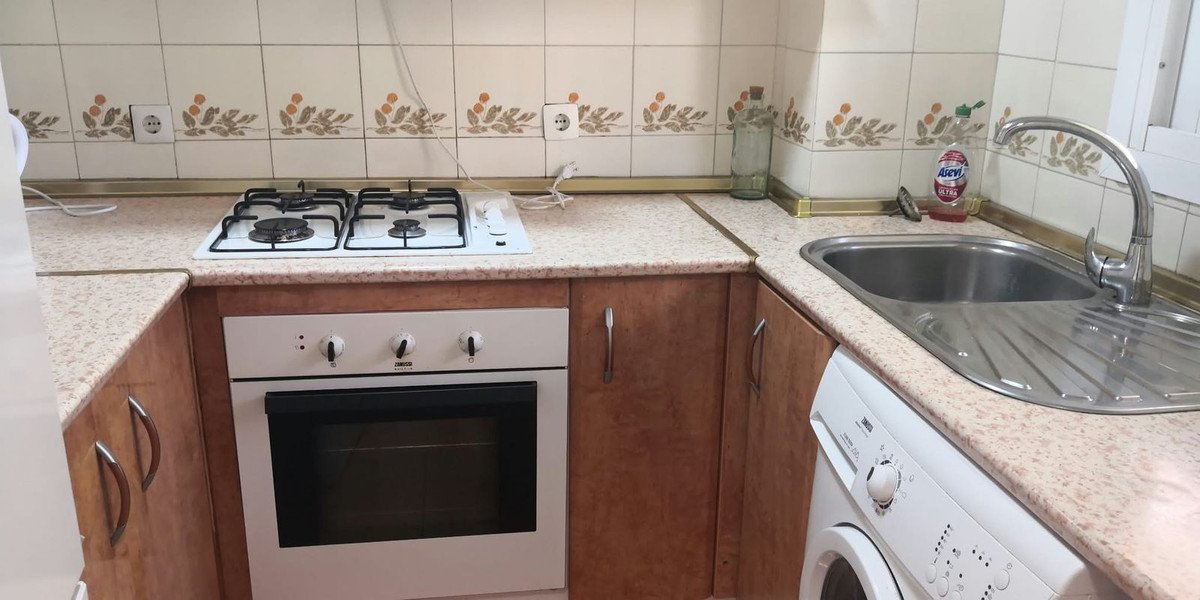 2 Bed Middle Floor Apartment in Fuengirola