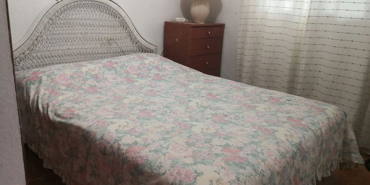 2 Bed Middle Floor Apartment in Fuengirola