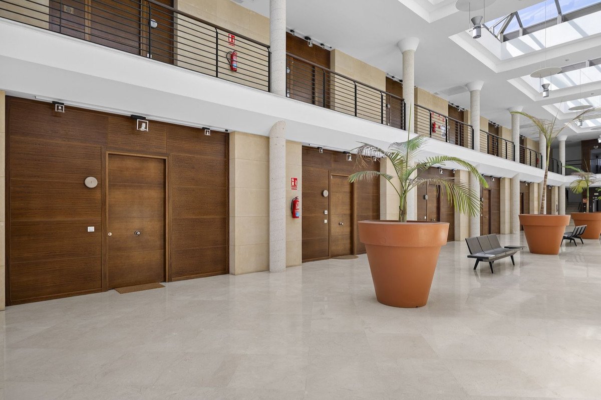 Office in Marbesa
