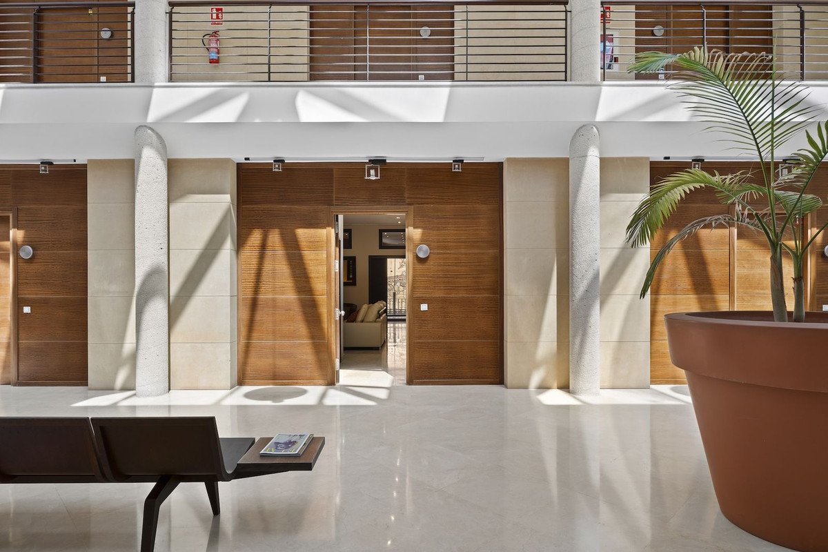 Office in Marbesa