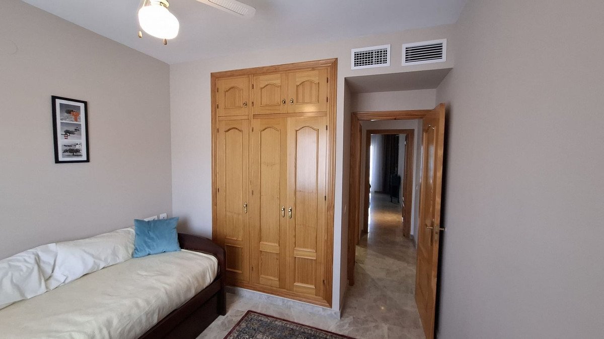 2 Bed Top Floor Apartment in Manilva