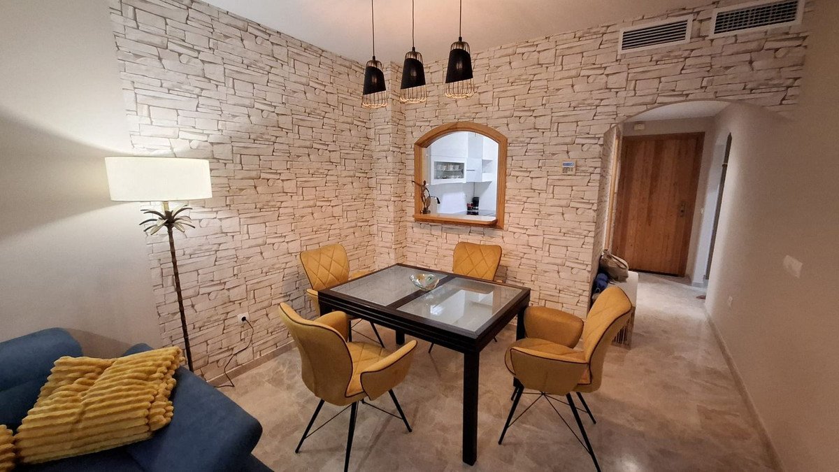 2 Bed Top Floor Apartment in Manilva
