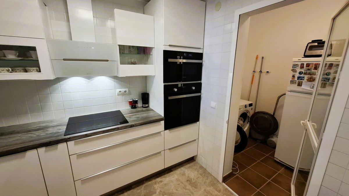 2 Bed Top Floor Apartment in Manilva