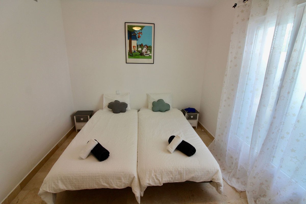 3 Bed Ground Floor Apartment in El Presidente