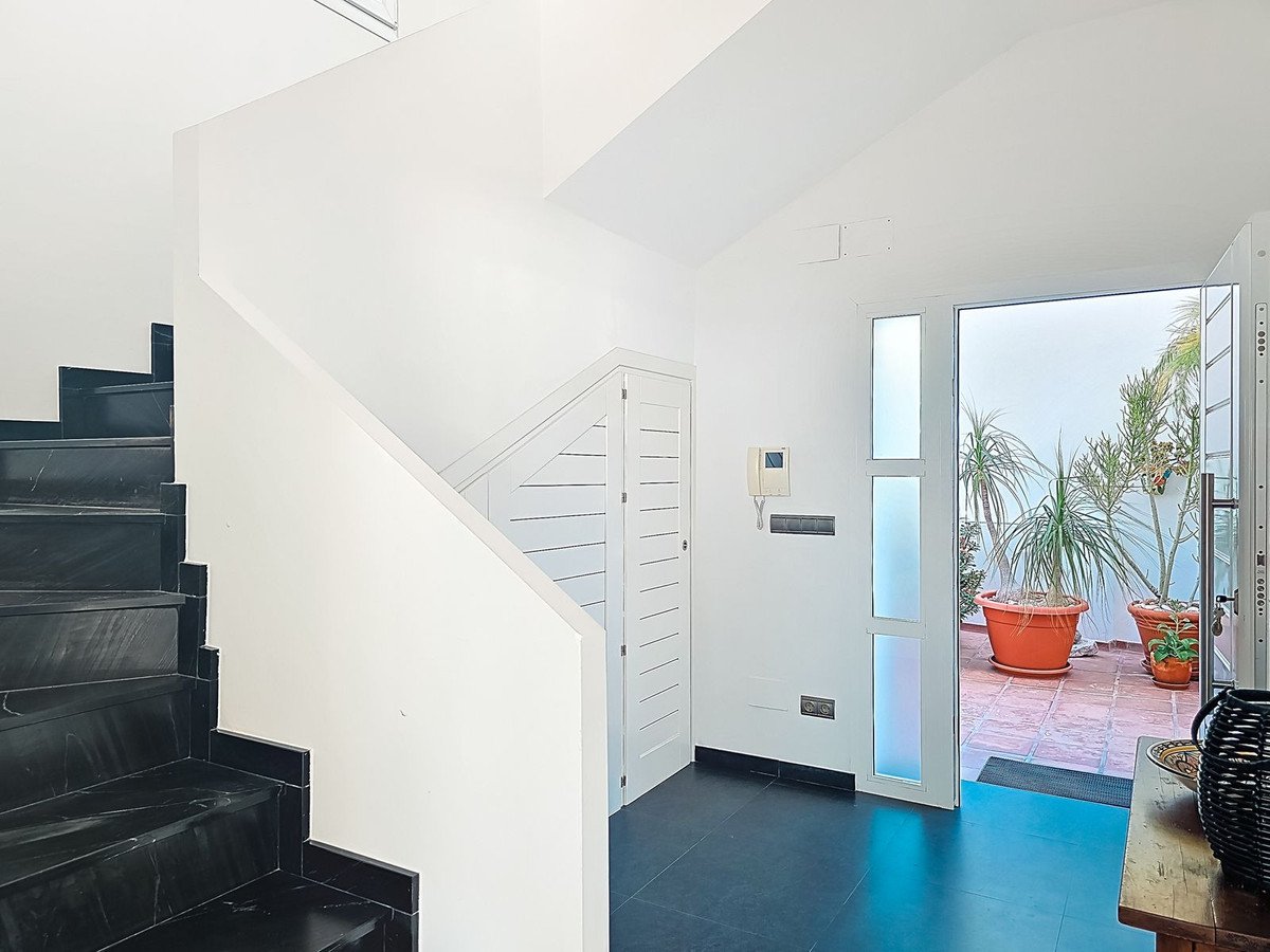 4 Bed Detached Villa in Salobreña