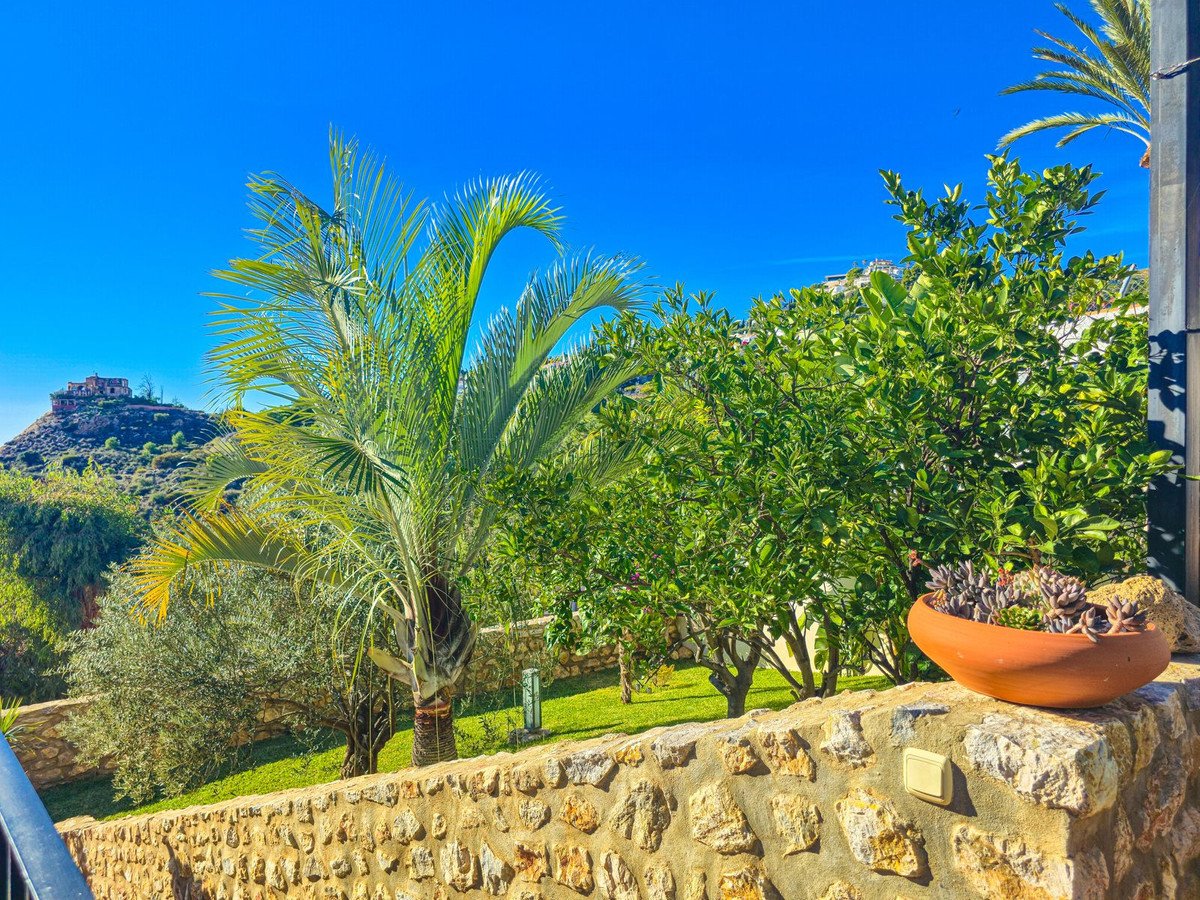 4 Bed Detached Villa in Salobreña