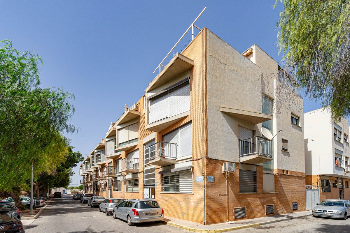 4 Bed Ground Floor Apartment in Rojales
