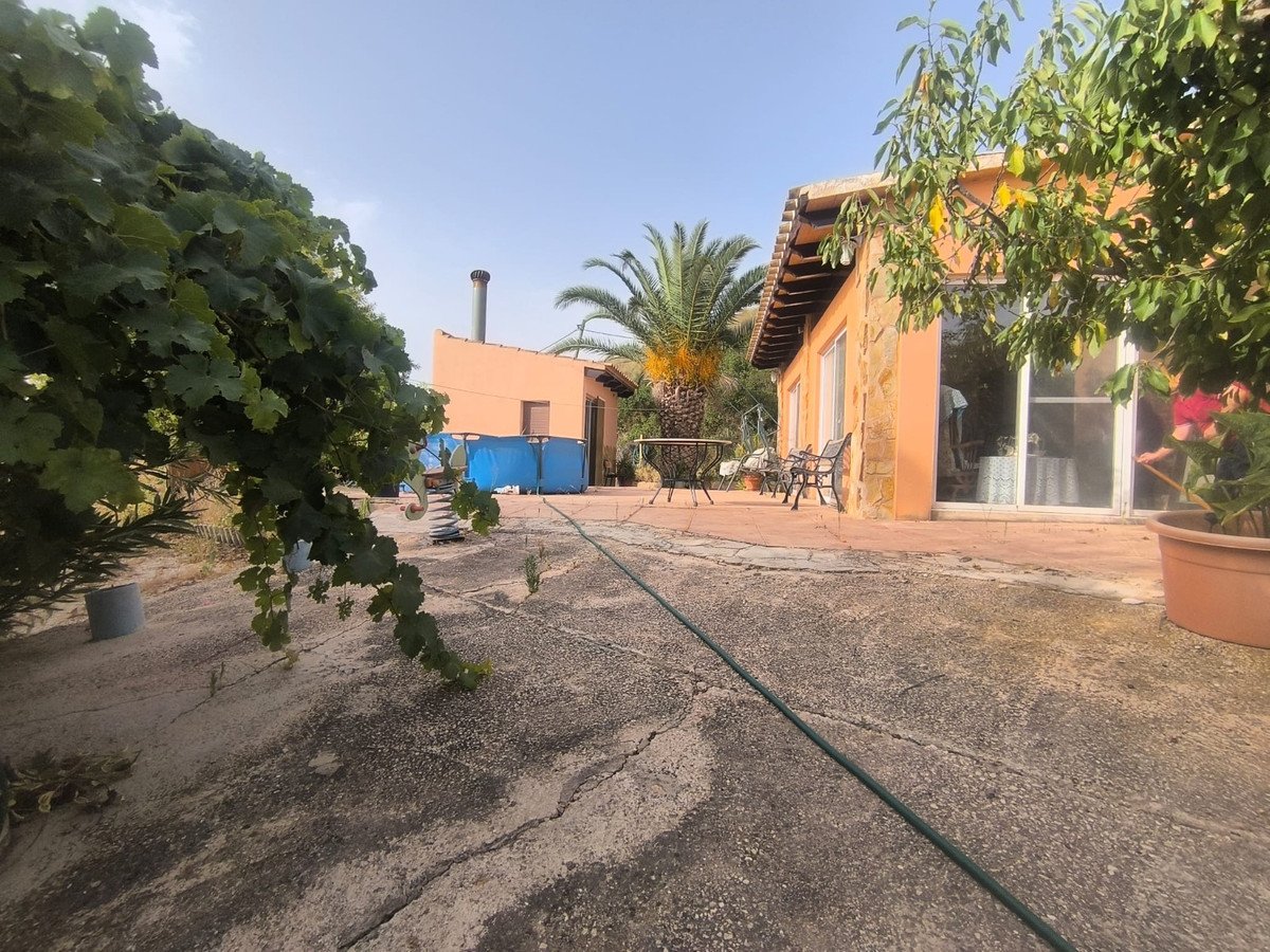 3 Bed Finca - Cortijo in Pinoso