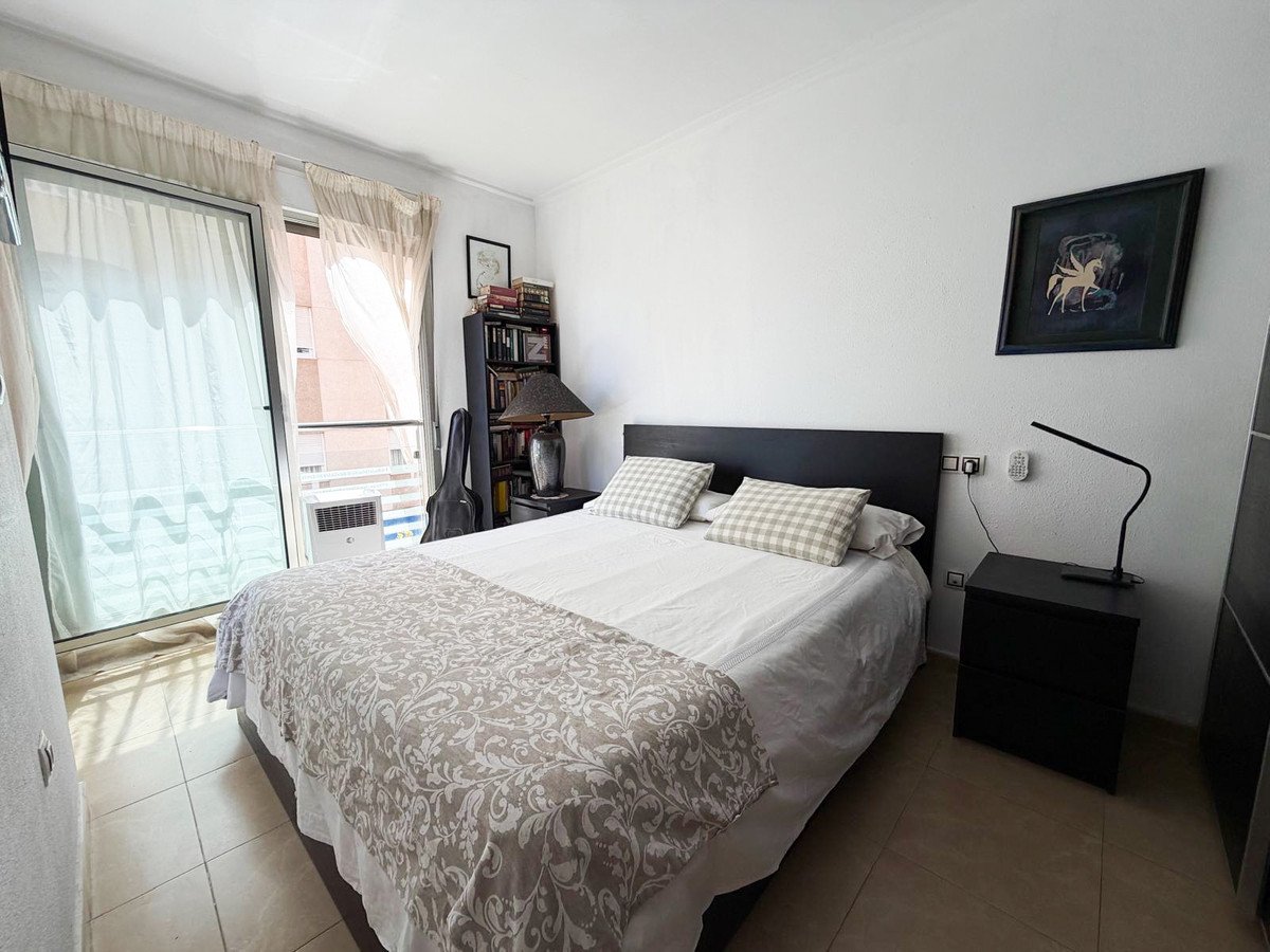 3 Bed Middle Floor Apartment in Torrevieja
