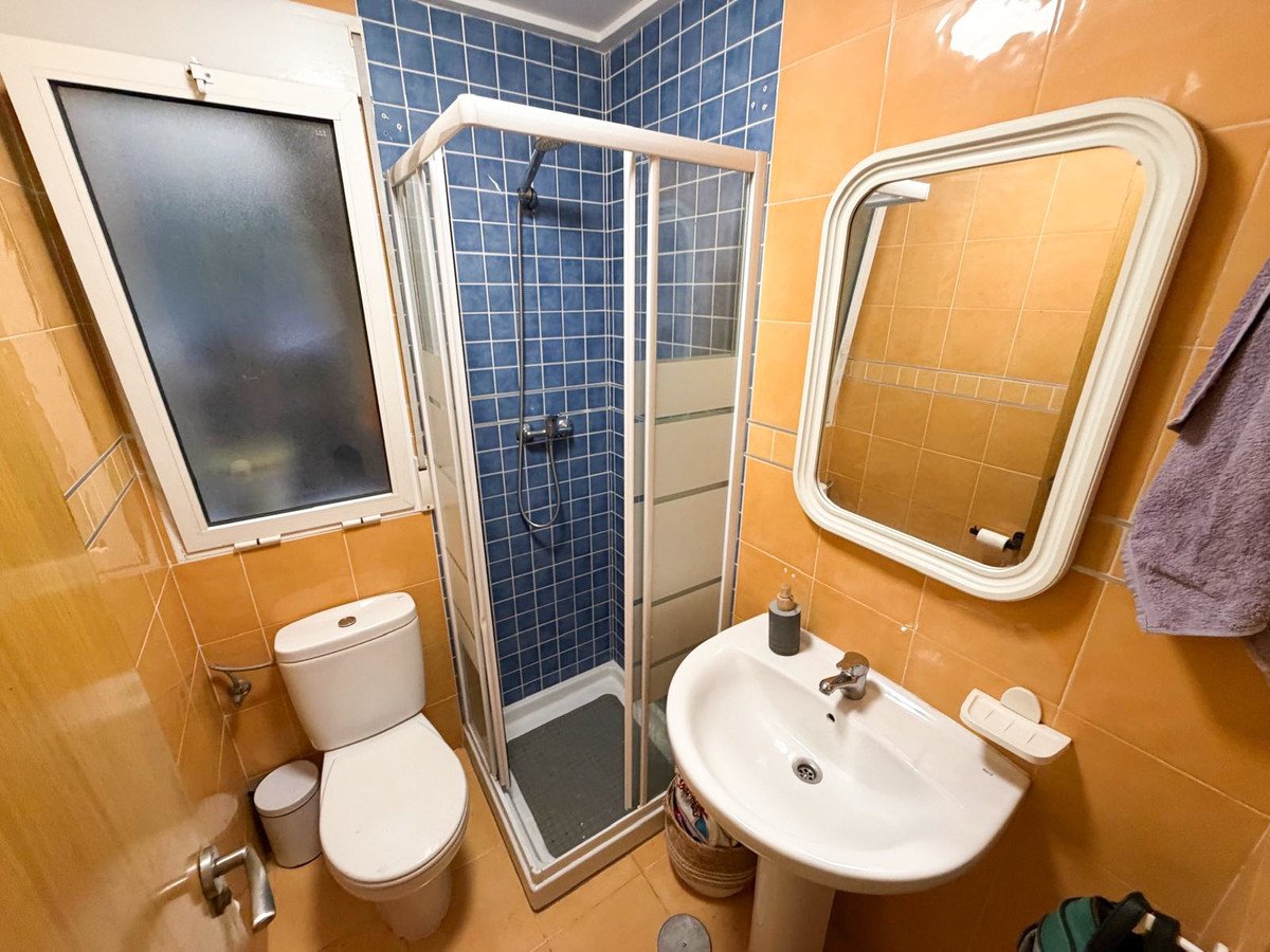 3 Bed Middle Floor Apartment in Torrevieja
