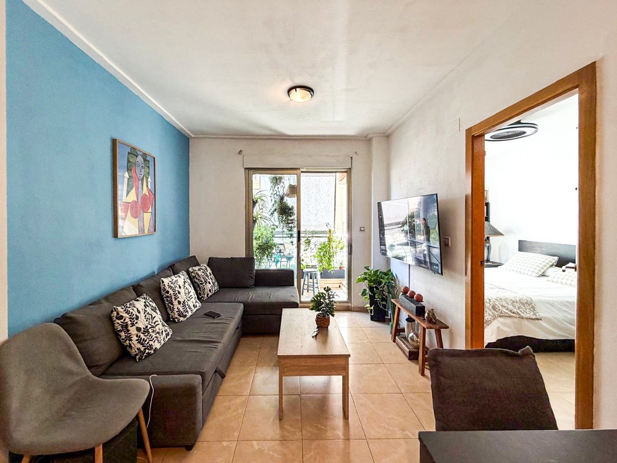 3 Bed Middle Floor Apartment in Torrevieja