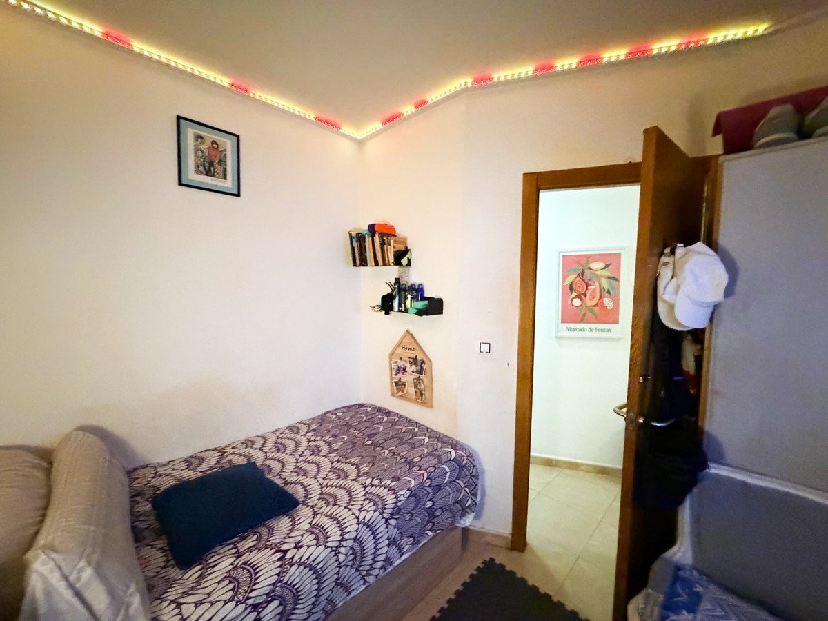 3 Bed Middle Floor Apartment in Torrevieja