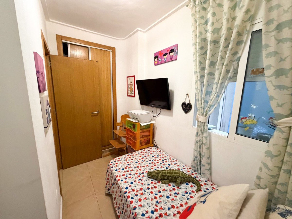 3 Bed Middle Floor Apartment in Torrevieja
