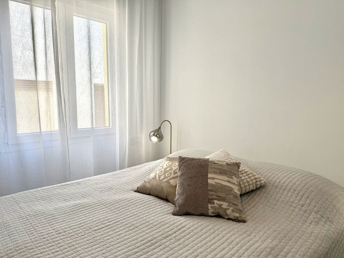 2 Bed Top Floor Apartment in Fuengirola