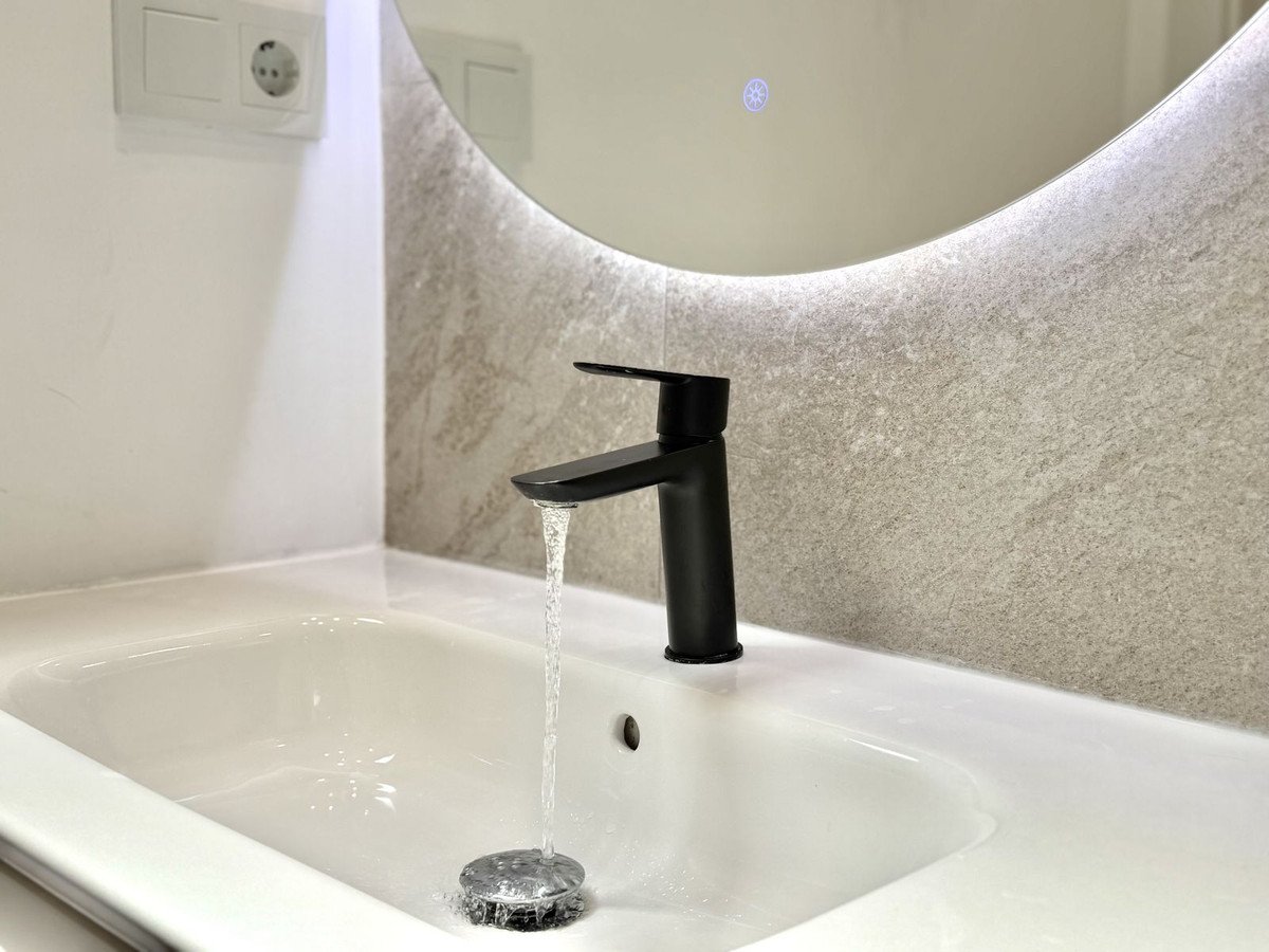 2 Bed Top Floor Apartment in Fuengirola