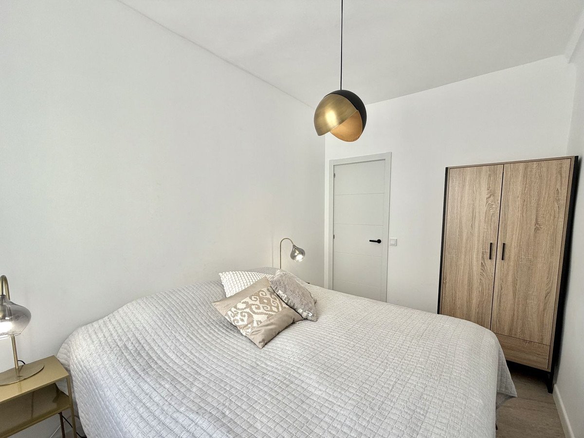 2 Bed Top Floor Apartment in Fuengirola