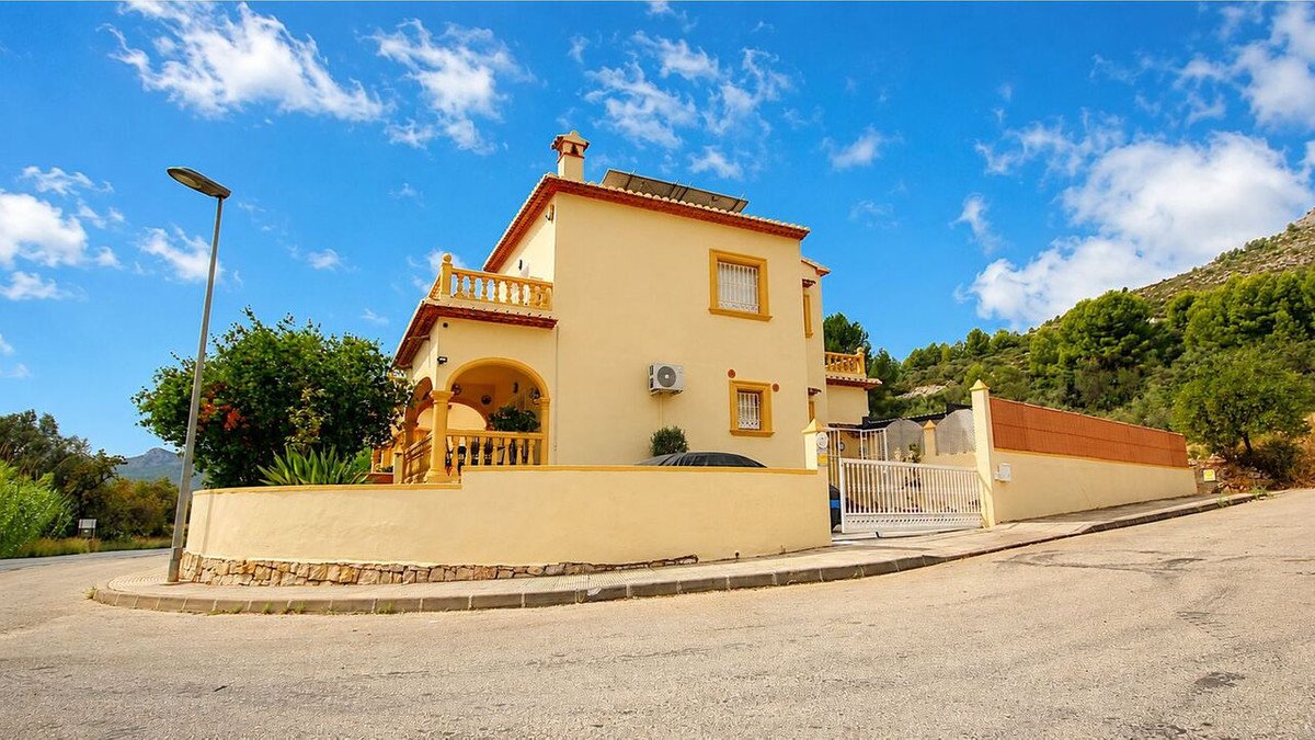 3 Bed Detached Villa in Sagra