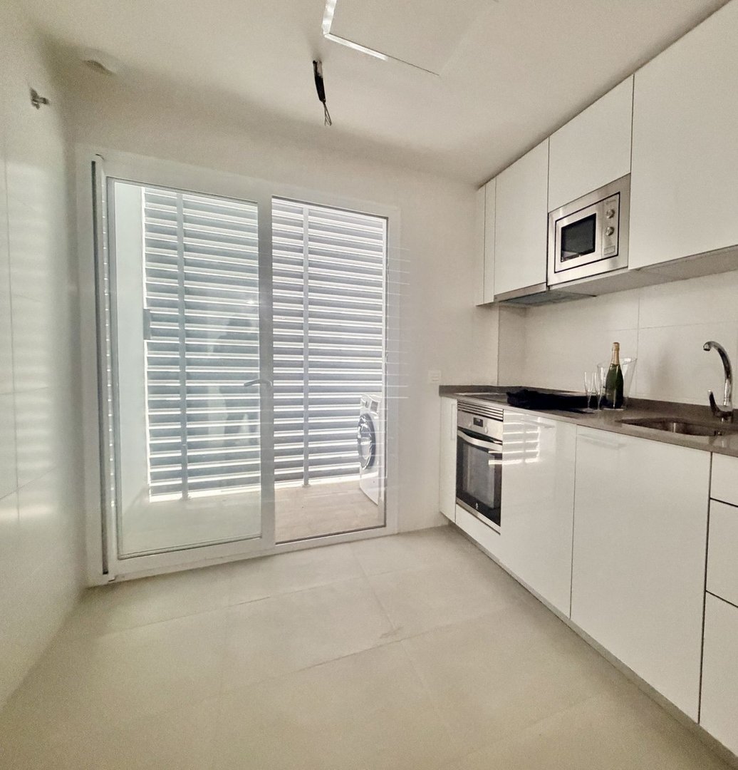 3 Bed Middle Floor Apartment in Nueva Andalucía