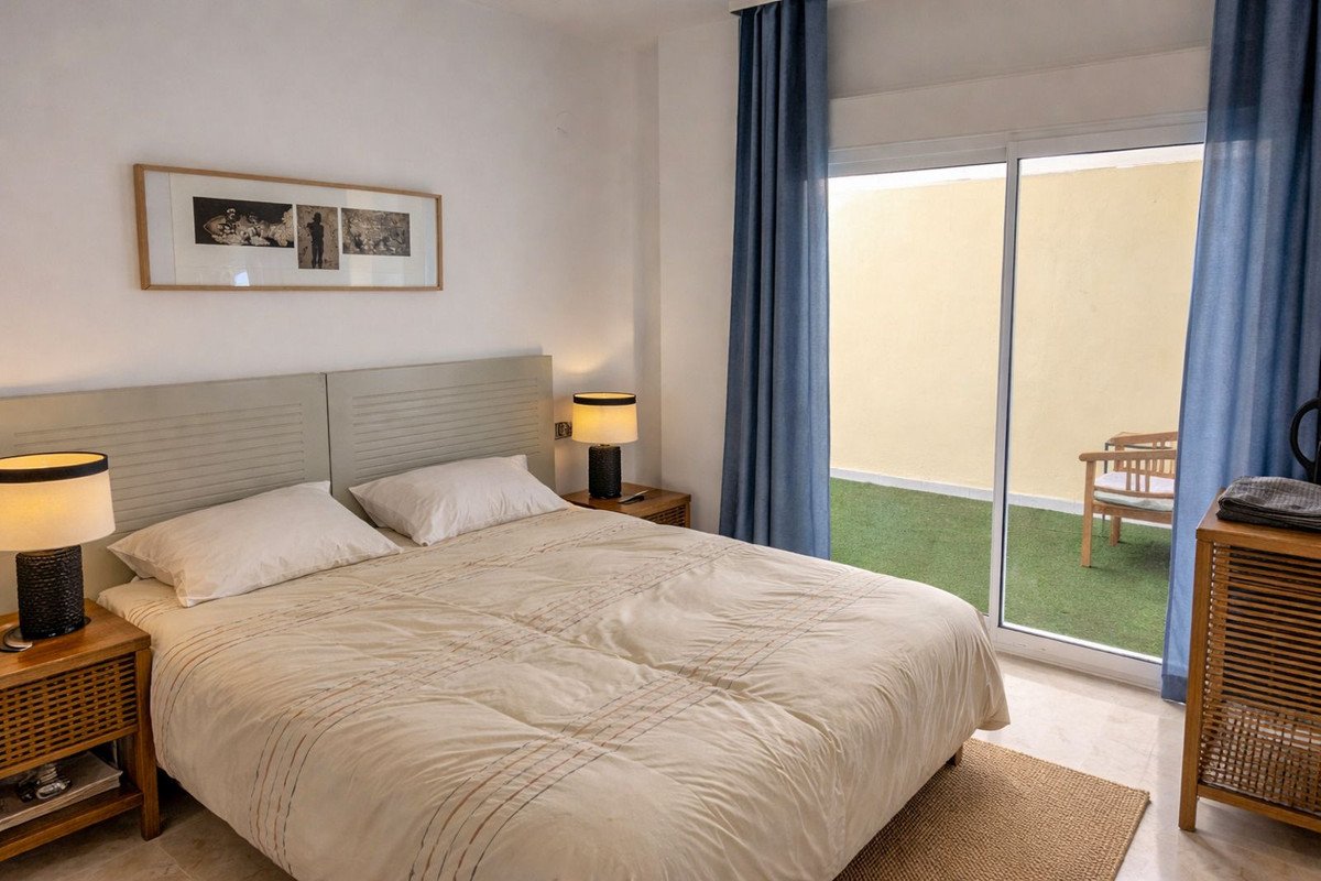 3 Bed Middle Floor Apartment in San Roque Club
