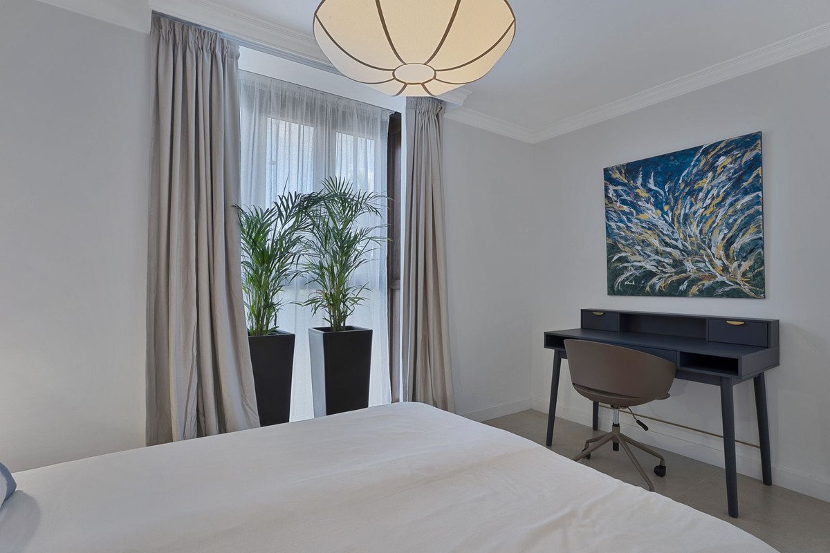 2 Bed Middle Floor Apartment in El Paraiso