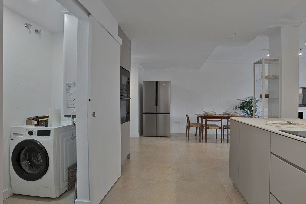 2 Bed Middle Floor Apartment in El Paraiso